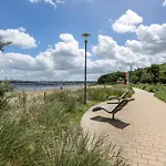 Wassersleben 公寓 *